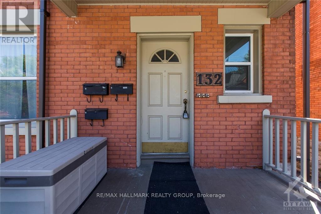 1 - 132 Flora Street, Ottawa, Ontario  K1R 5R5 - Photo 3 - X13070064