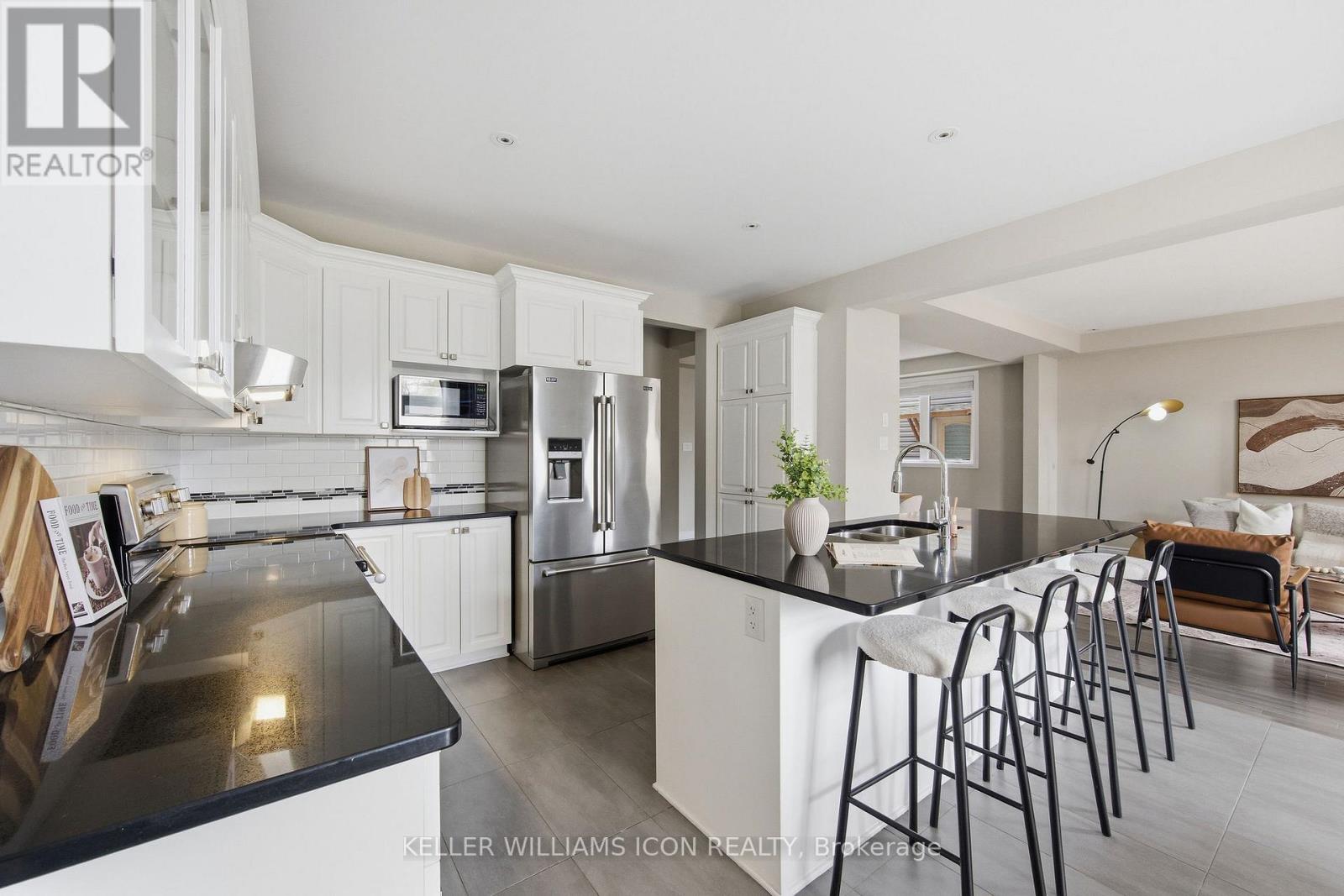 3379 Woodroffe Avenue, Ottawa, Ontario  K2G 6Z5 - Photo 16 - X13070106