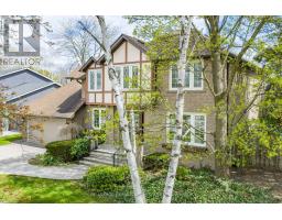 2082 MISSISSAUGA ROAD, Mississauga, Ontario