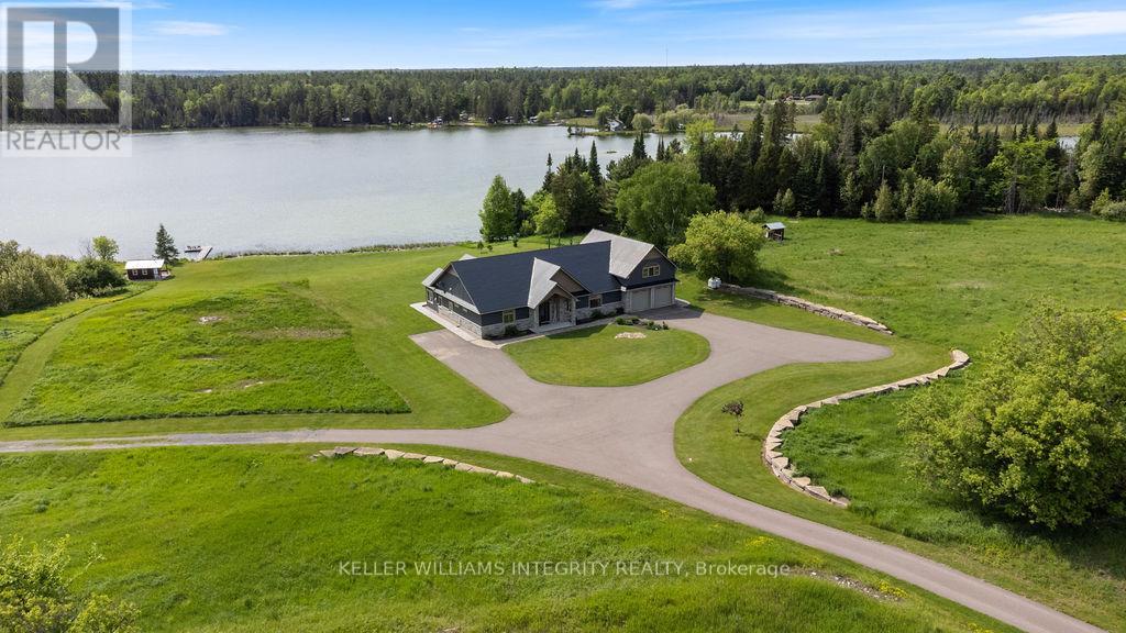 639 Loney Lake Road, Lanark Highlands, Ontario  K0A 3L0 - Photo 2 - X13070118
