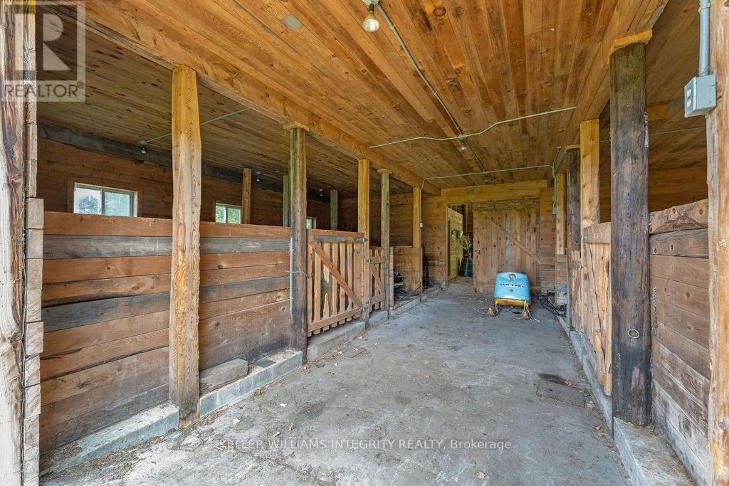 639 Loney Lake Road, Lanark Highlands, Ontario  K0A 3L0 - Photo 36 - X13070118