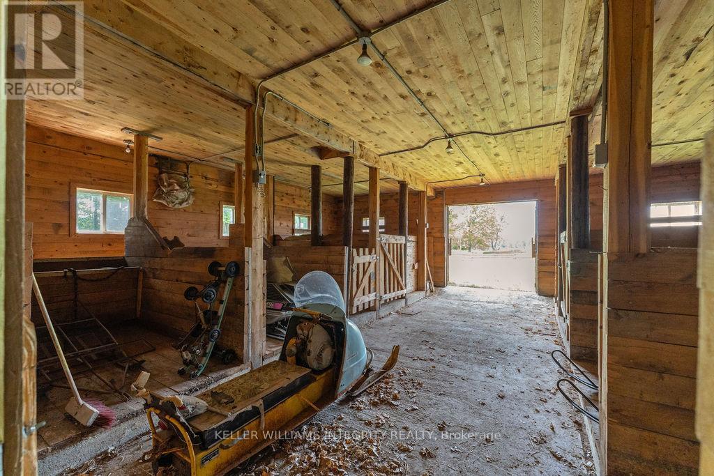 639 Loney Lake Road, Lanark Highlands, Ontario  K0A 3L0 - Photo 37 - X13070118