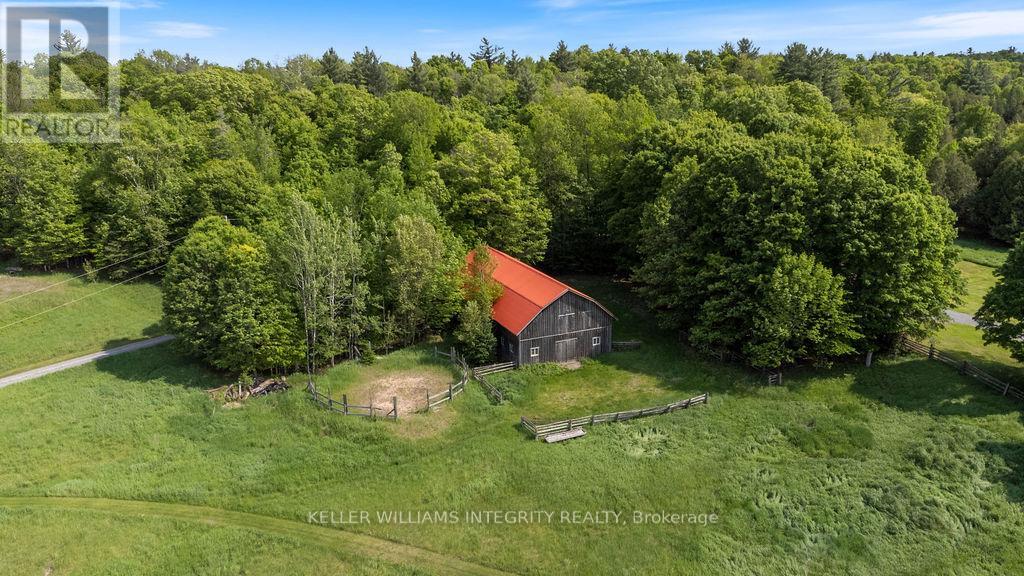 639 Loney Lake Road, Lanark Highlands, Ontario  K0A 3L0 - Photo 4 - X13070118