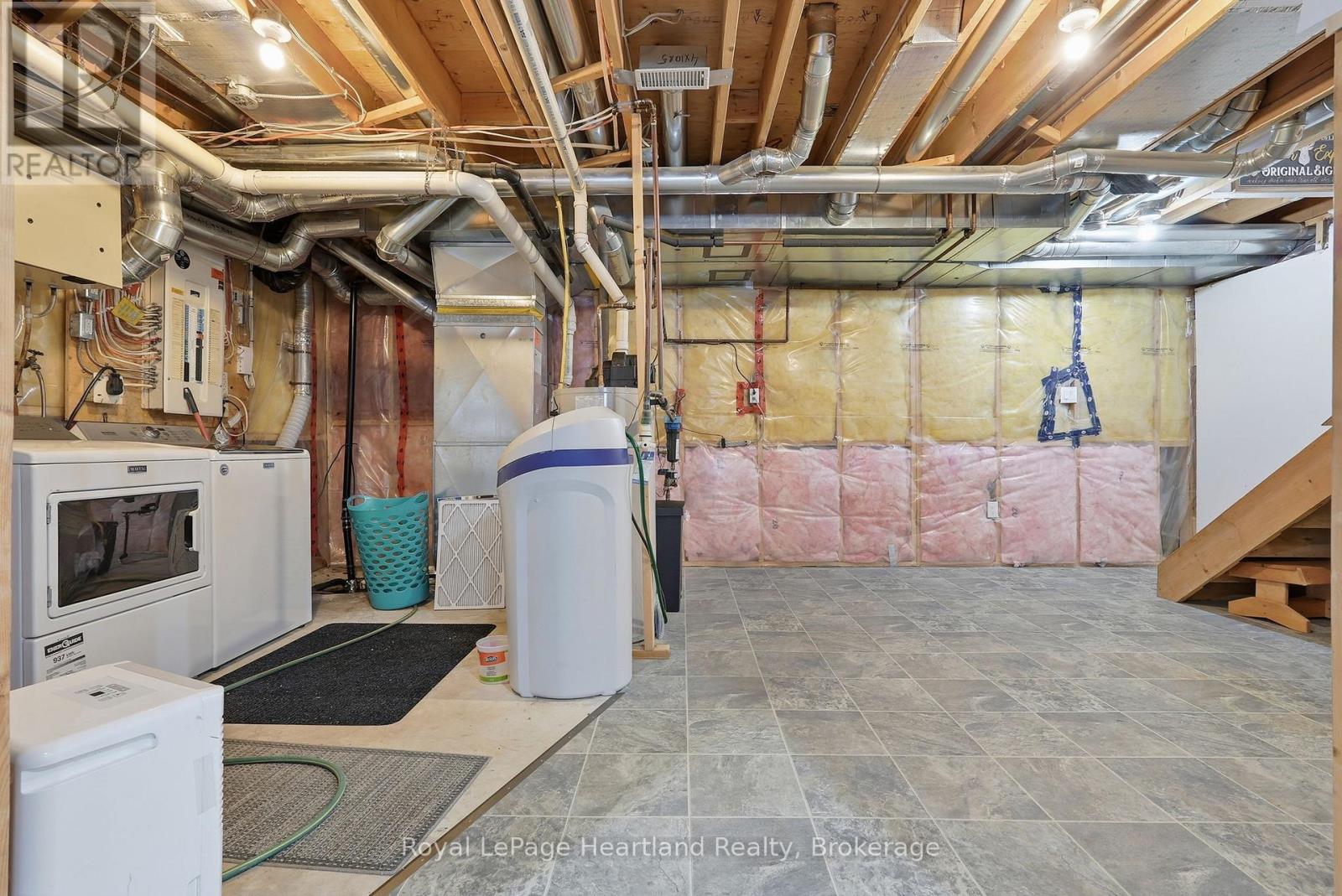 25 John Street W, Minto, Ontario  N0G 1M0 - Photo 33 - X12898272