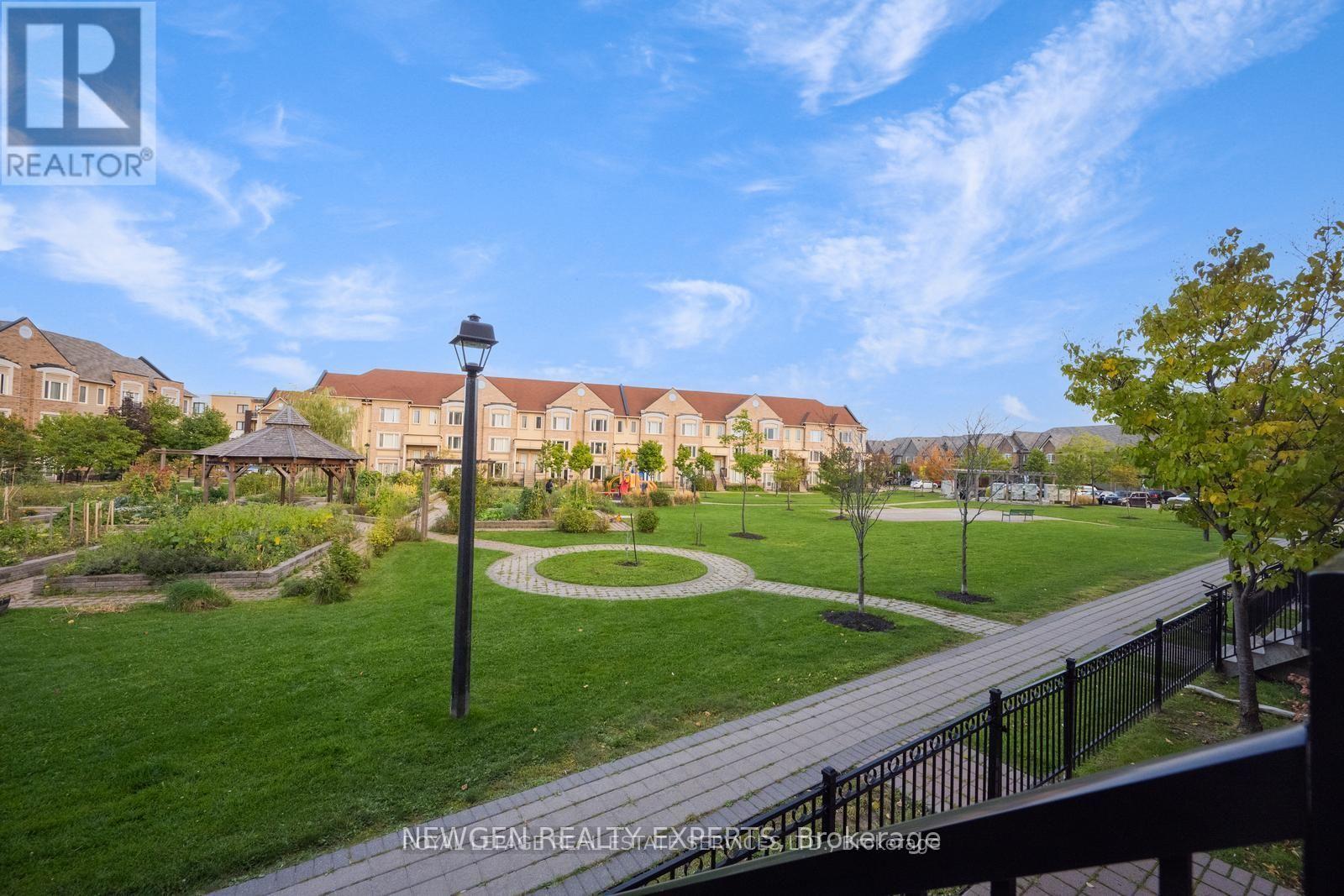 16 - 3185 Boxford Crescent, Mississauga, Ontario  L5M 0X1 - Photo 3 - W13069482