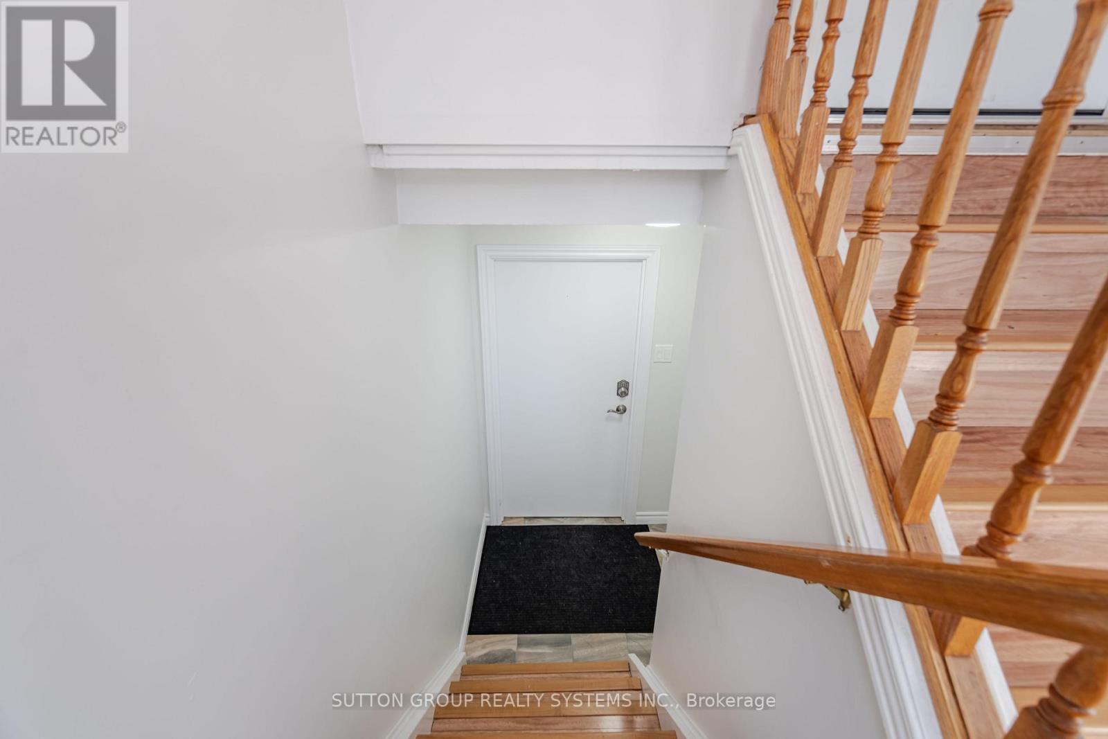 Lower - 28 Cindy Avenue, Cambridge, Ontario  N3C 3J2 - Photo 3 - X13069520