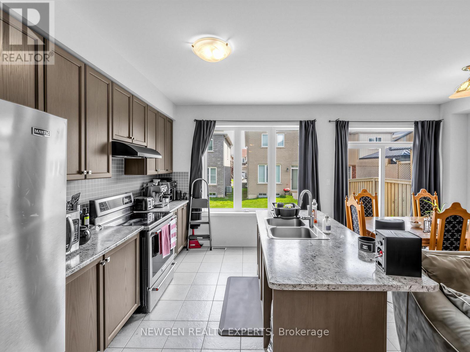 28 Mccargow Drive, Haldimand, Ontario  N3W 0C3 - Photo 10 - X13069534