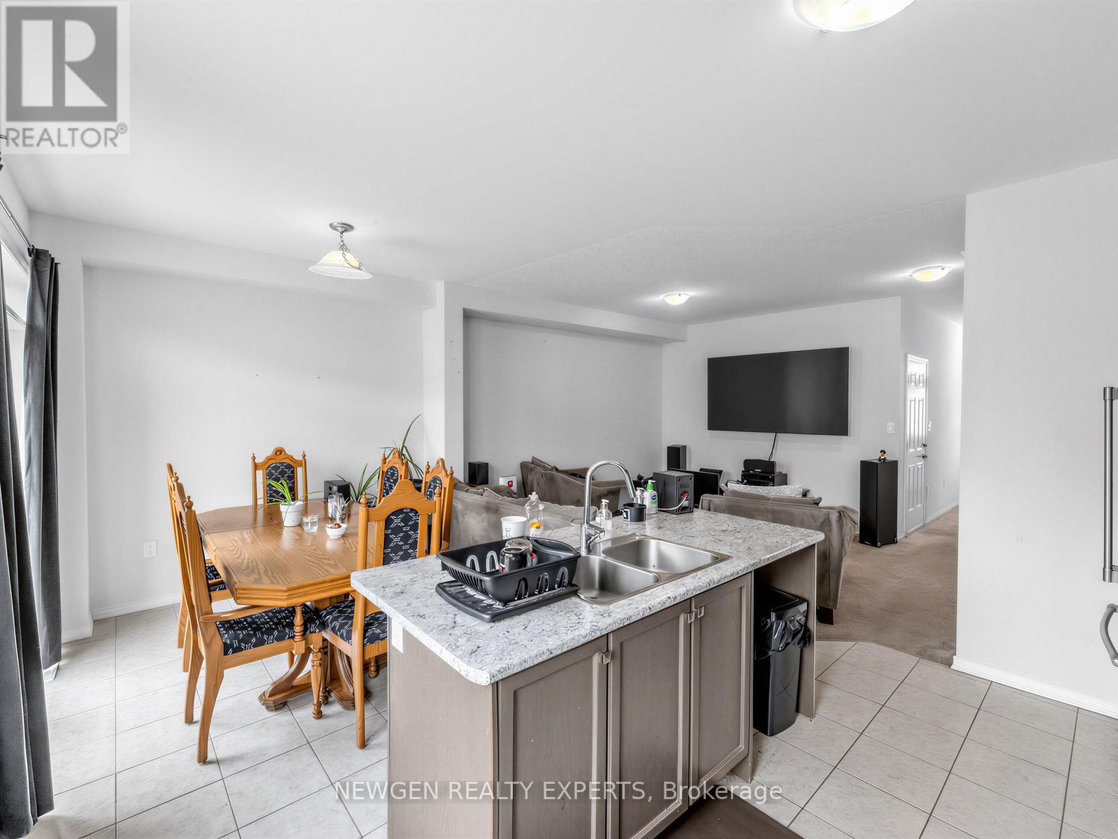 28 Mccargow Drive, Haldimand, Ontario  N3W 0C3 - Photo 13 - X13069534