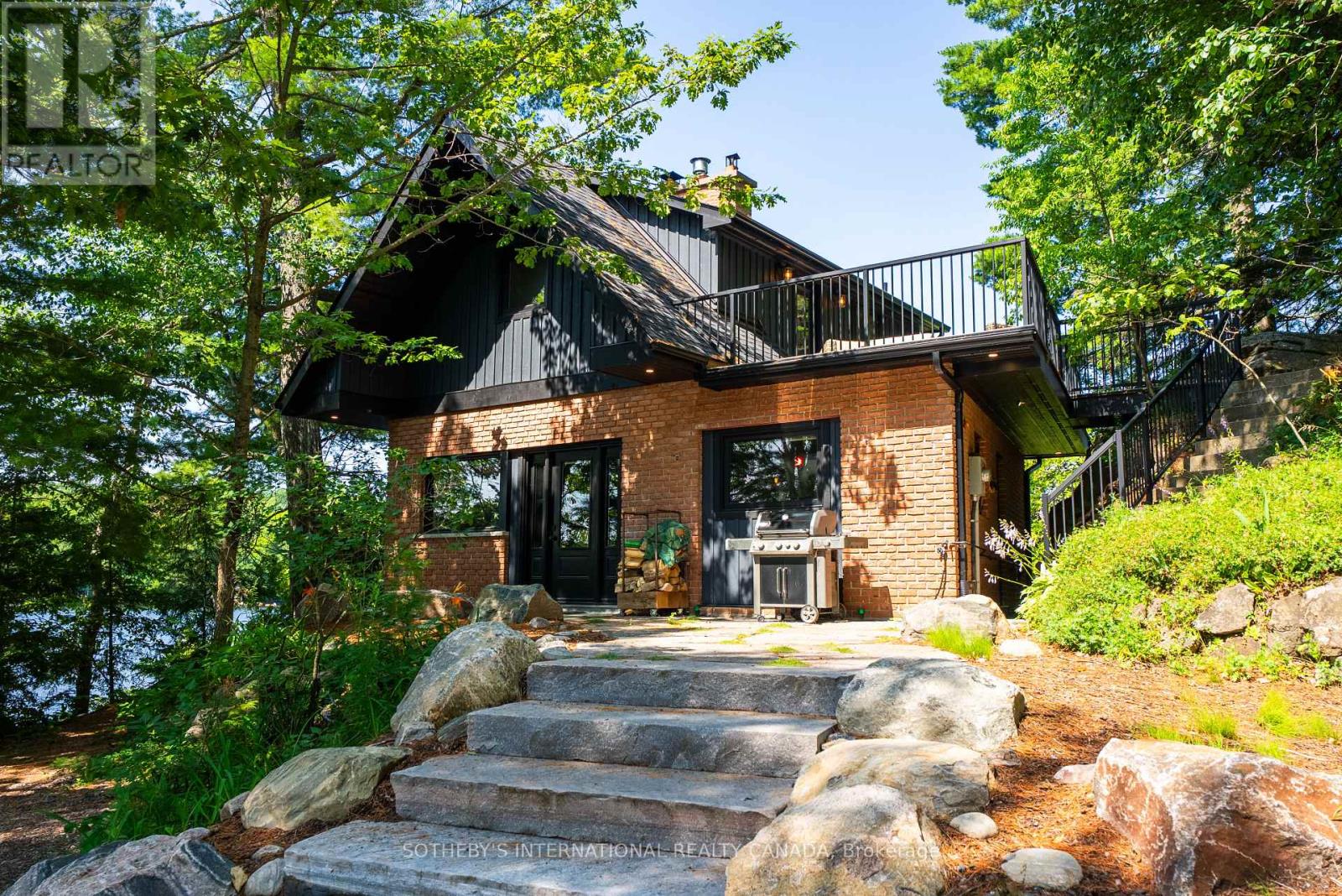 1023 Mccabe Road, Lake Of Bays, Ontario  P0B 1A0 - Photo 2 - X13069554