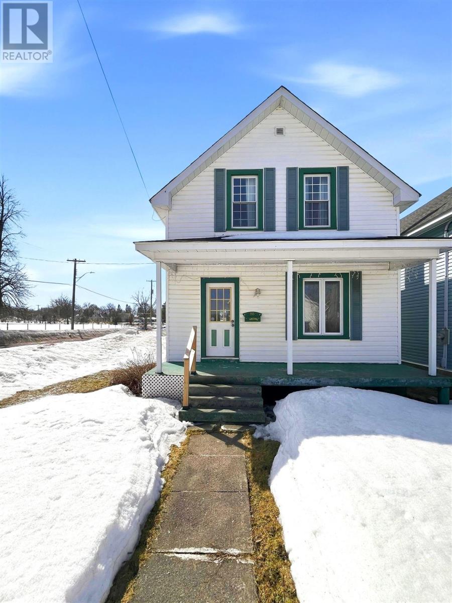 86 Pardee Ave, Sault Ste Marie, Ontario  P6B 1W3 - Photo 1 - SM260683
