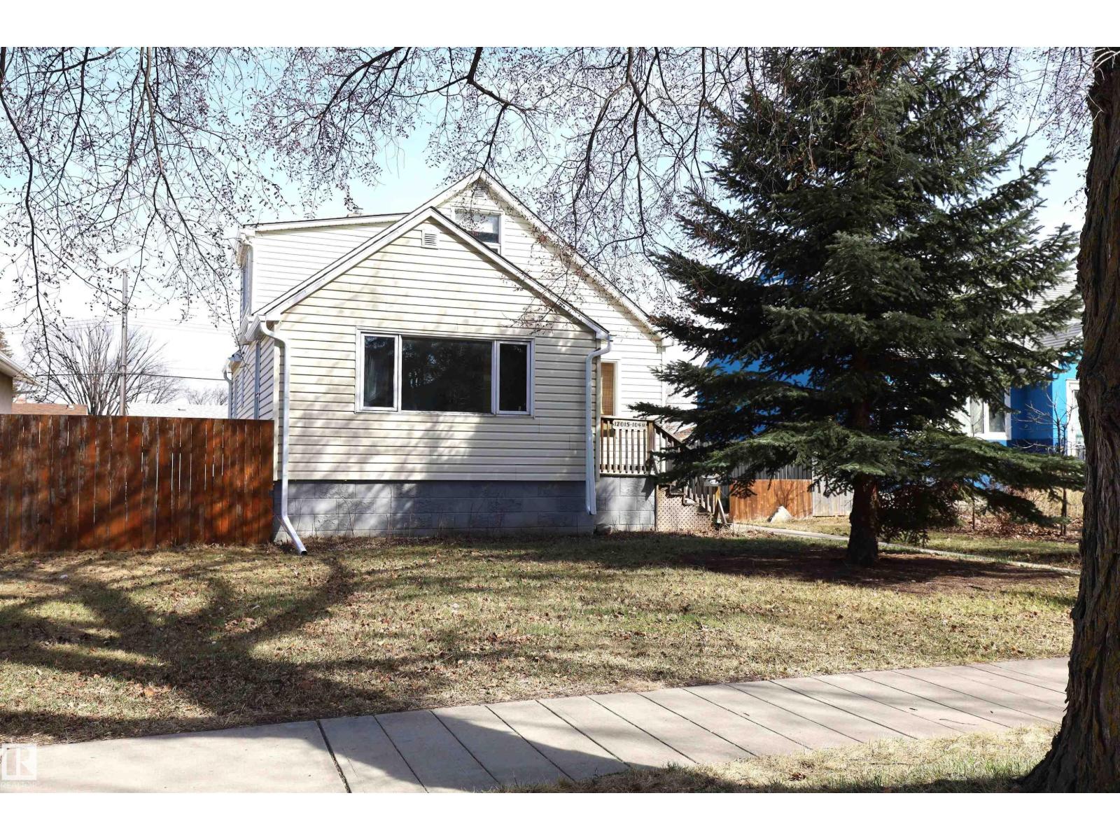 12015 104 ST NW, edmonton, Alberta