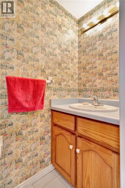 225 Benjamin Road Unit# 65, Waterloo, Ontario  N2V 1Z3 - Photo 13 - 40825713