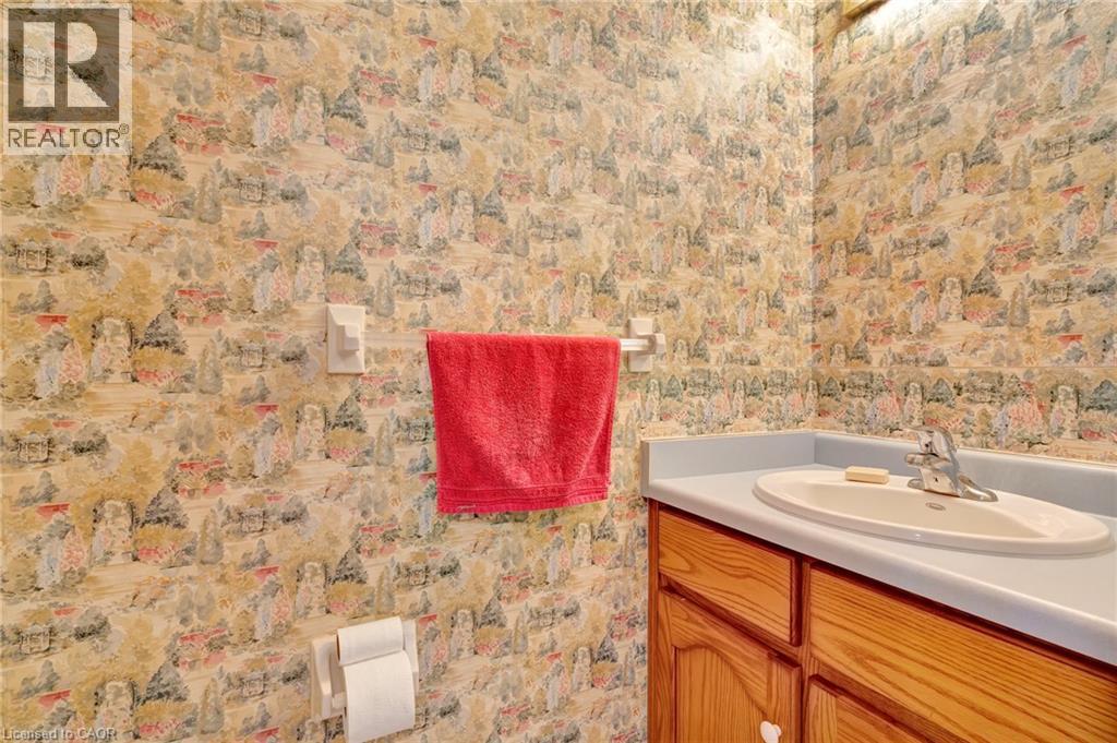 225 Benjamin Road Unit# 65, Waterloo, Ontario  N2V 1Z3 - Photo 12 - 40825713