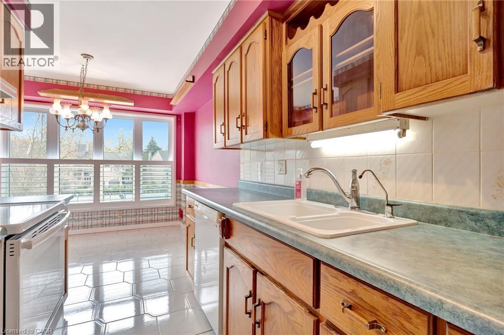 225 Benjamin Road Unit# 65, Waterloo, Ontario  N2V 1Z3 - Photo 23 - 40825713