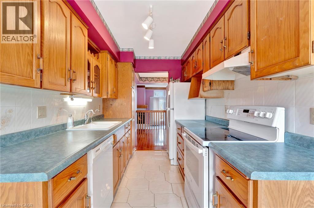 225 Benjamin Road Unit# 65, Waterloo, Ontario  N2V 1Z3 - Photo 28 - 40825713