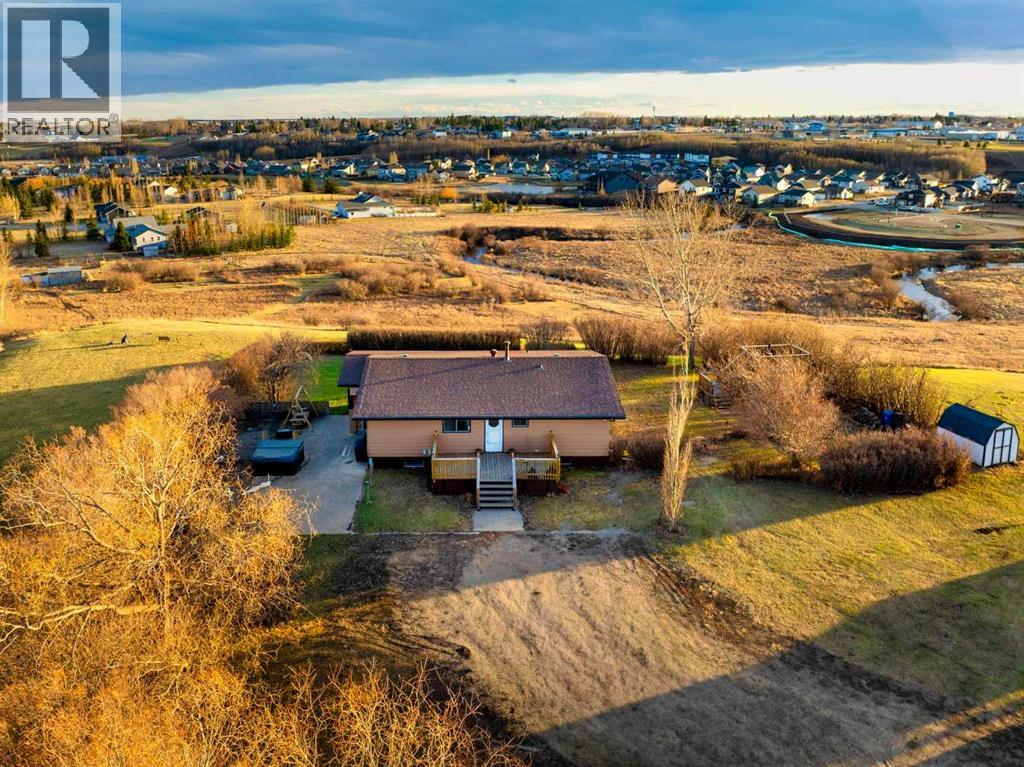 3002 10 Street, Didsbury, Alberta  T3R 0T2 - Photo 2 - A2301212