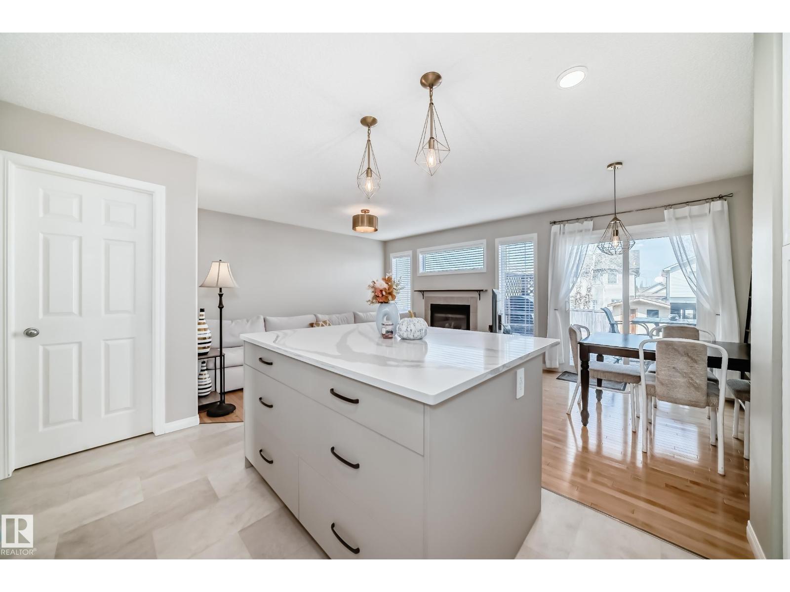70 Chestermere Wy, Sherwood Park, Alberta  T8H 2S3 - Photo 10 - E4485195