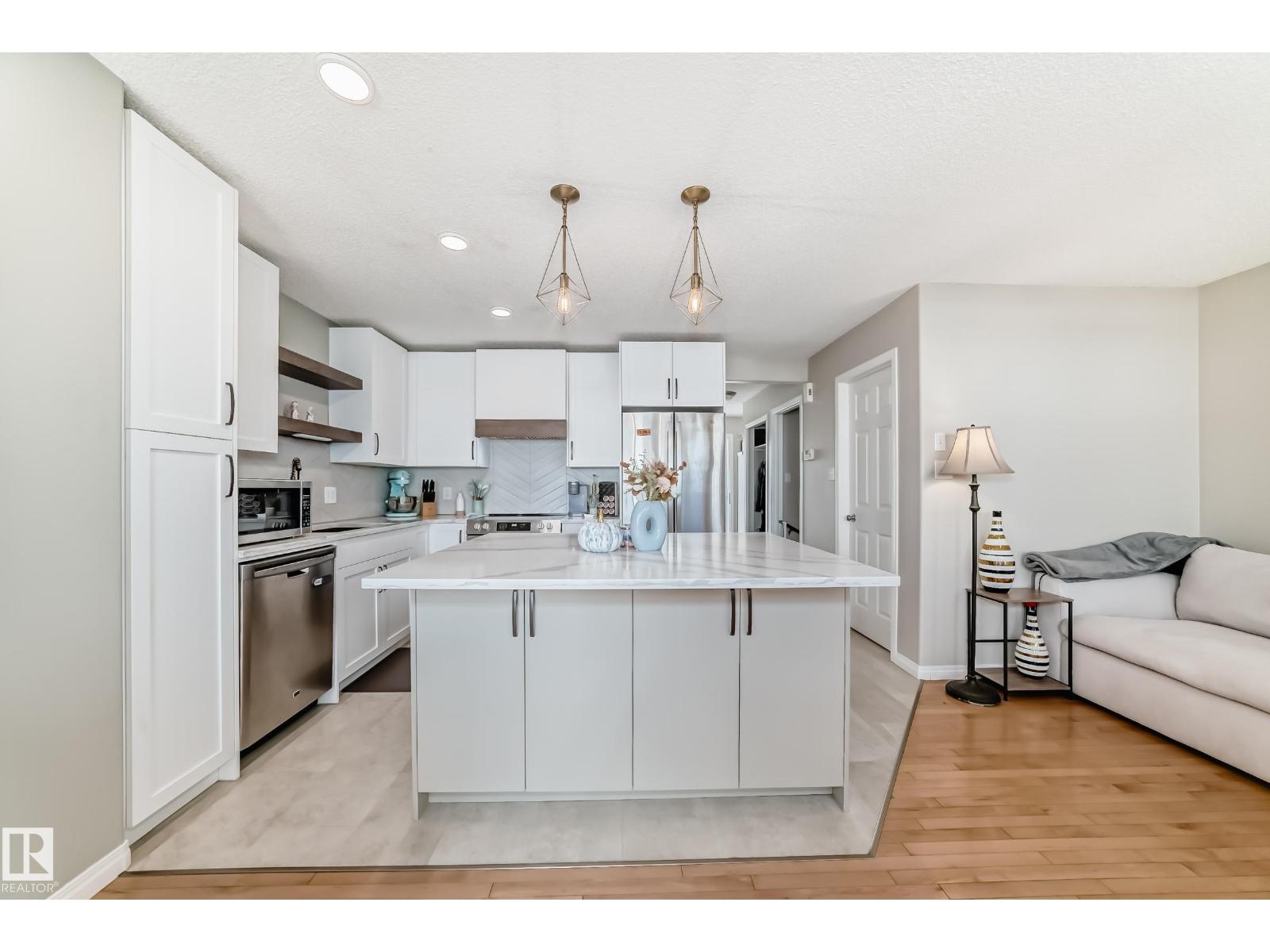 70 Chestermere Wy, Sherwood Park, Alberta  T8H 2S3 - Photo 4 - E4485195