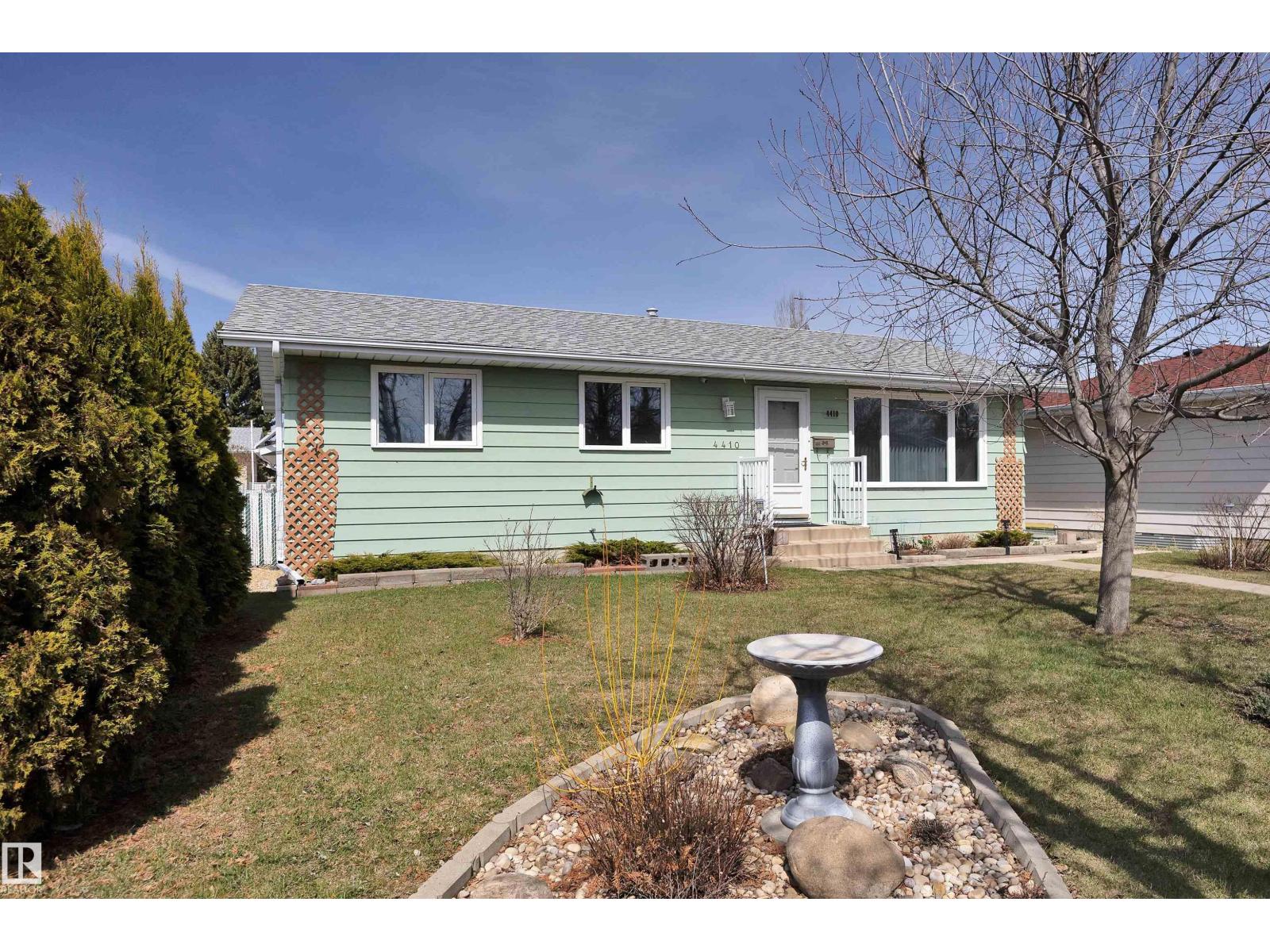 4410 42B AV, leduc, Alberta