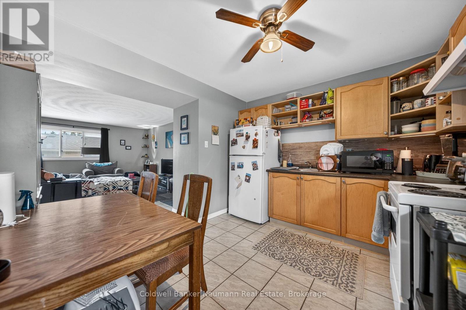 111 Conroy Crescent, Guelph, Ontario  N1G 2V5 - Photo 4 - X13069736