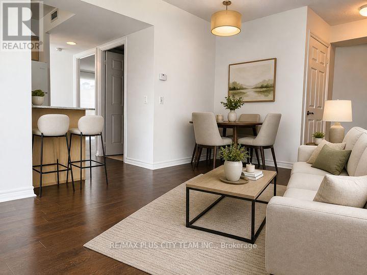 2812 - 763 Bay Street, Toronto, Ontario  M5G 2R3 - Photo 6 - C12991314