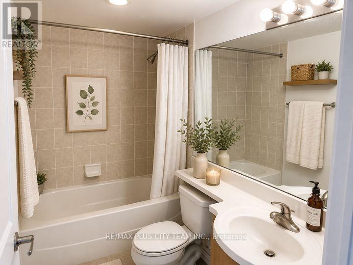 2812 - 763 Bay Street, Toronto, Ontario  M5G 2R3 - Photo 11 - C12991408