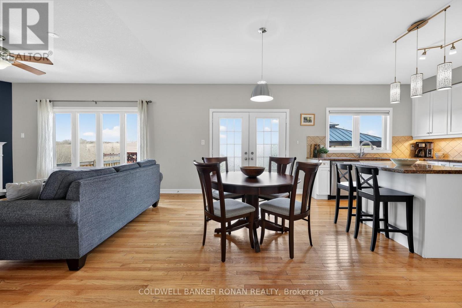 182 Shephard Avenue, New Tecumseth, Ontario  L9R 0K1 - Photo 14 - N13043376
