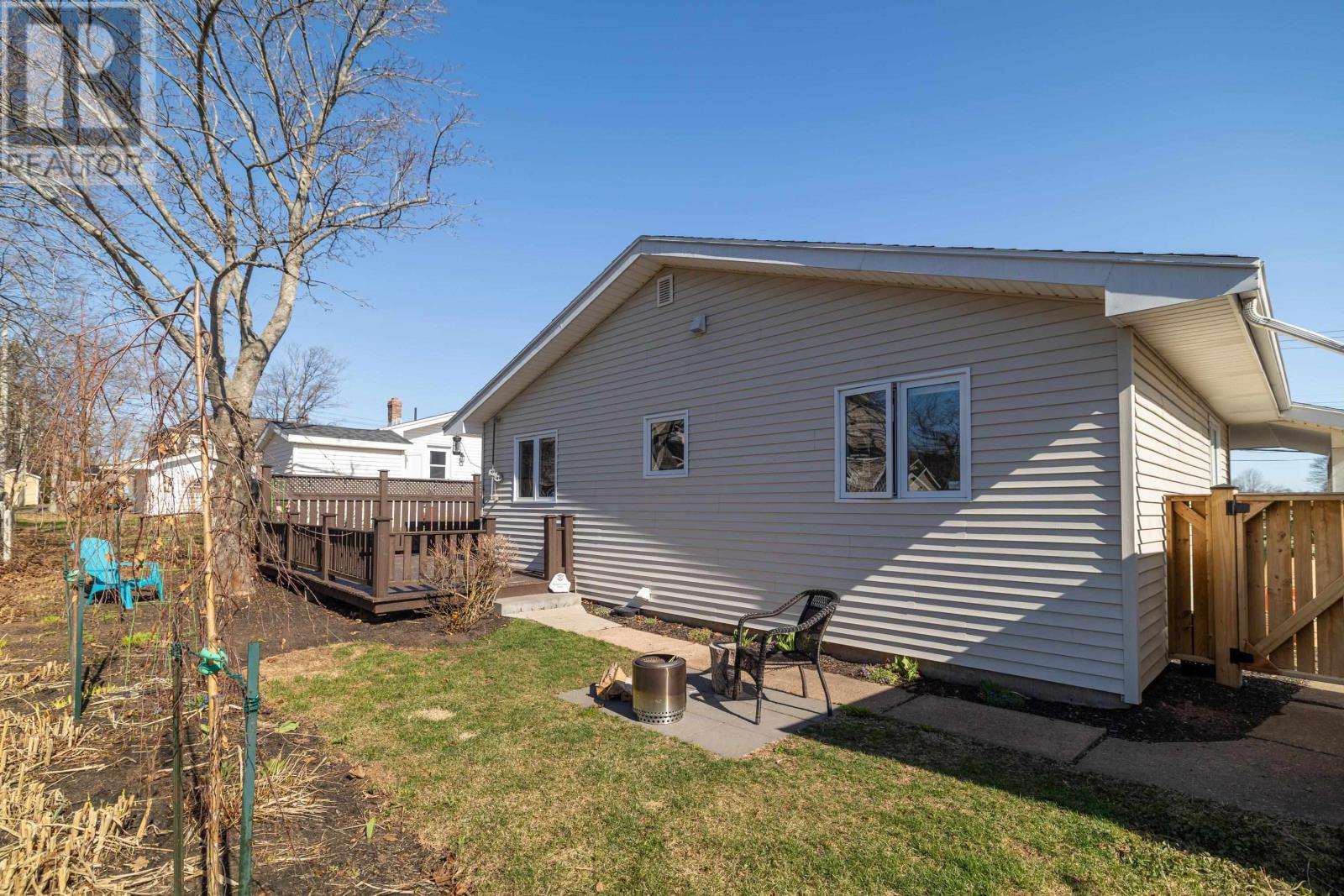 21 Linden Avenue, Charlottetown, Prince Edward Island  C1A 5Y7 - Photo 45 - 202609370