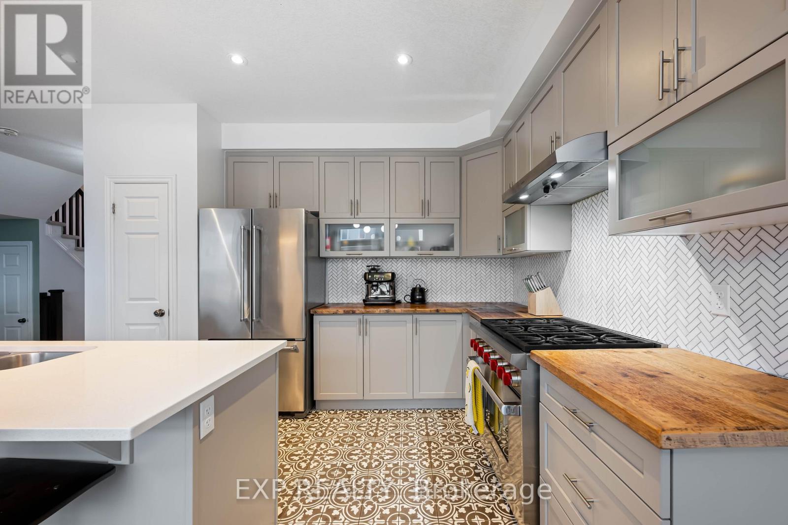 209 Drenters Court, Guelph/eramosa, Ontario  N0B 2K0 - Photo 12 - X12885752