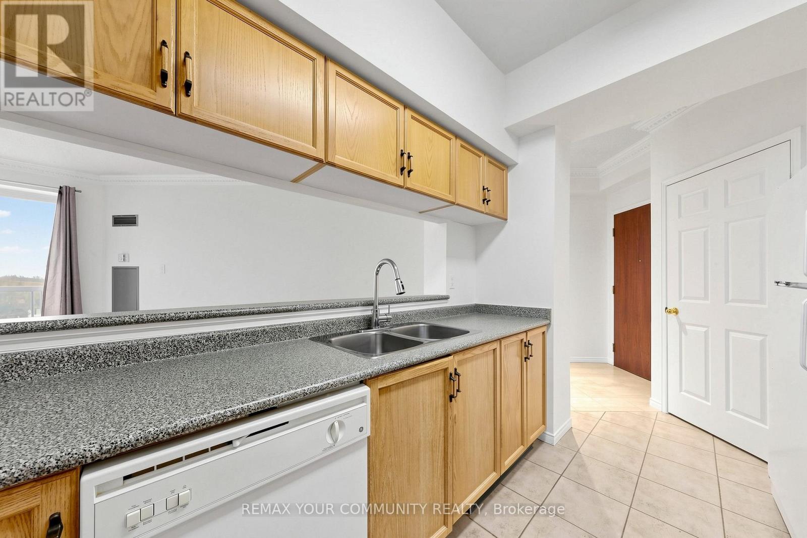 506 - 800 Sheppard Avenue W, Toronto, Ontario  M3H 6B4 - Photo 9 - C13069704
