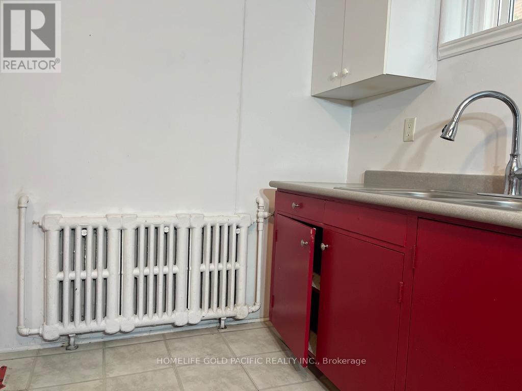 244 MAXWELL (BASEMENT) STREET - Photo 8