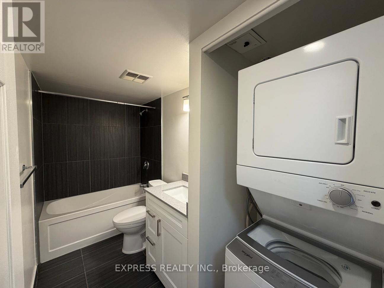 903 - 942 Yonge Street, Toronto, Ontario  M4W 3S8 - Photo 11 - C13069780