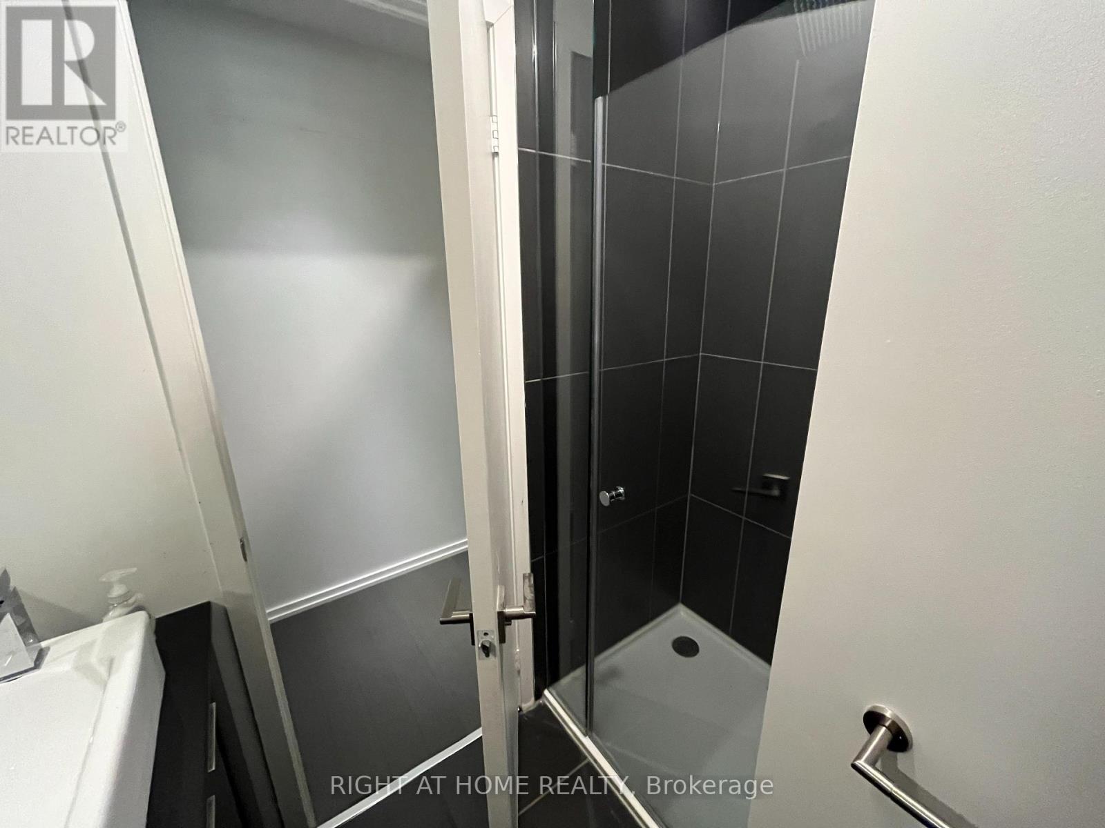 4815 - 70 Temperance Street, Toronto, Ontario  M5H 0B1 - Photo 15 - C13069940