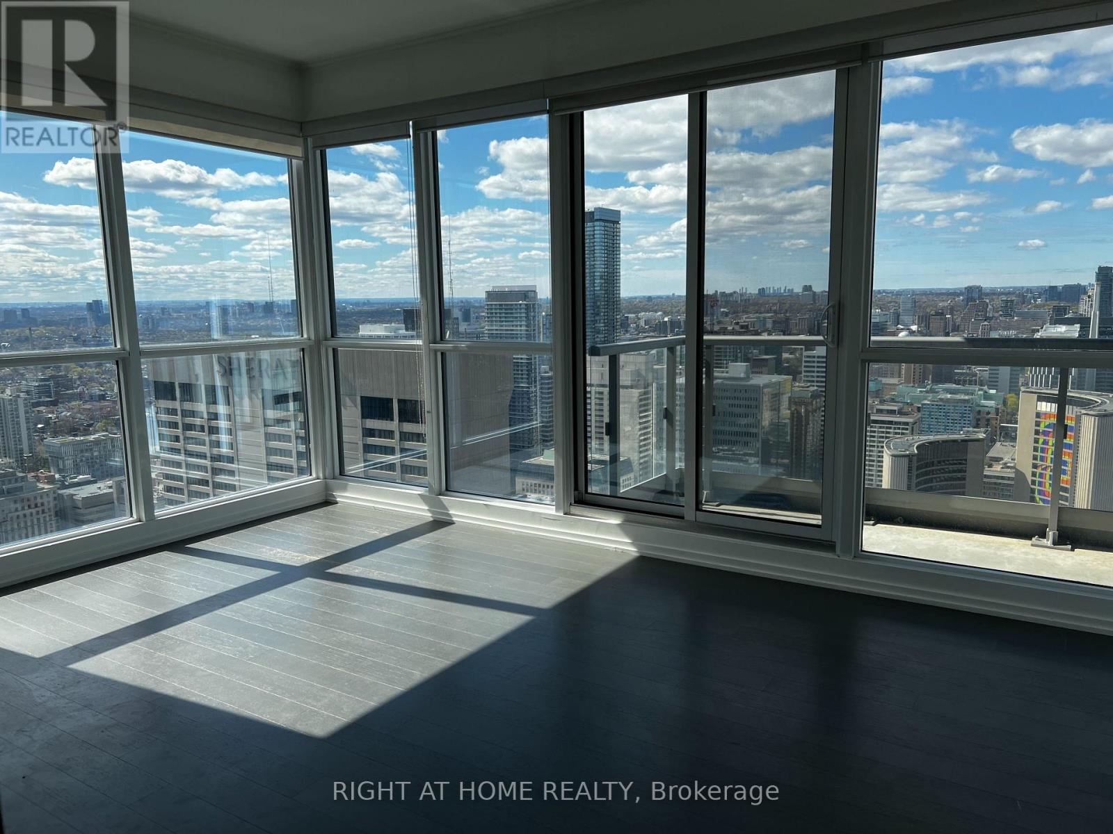 4815 - 70 Temperance Street, Toronto, Ontario  M5H 0B1 - Photo 5 - C13069940