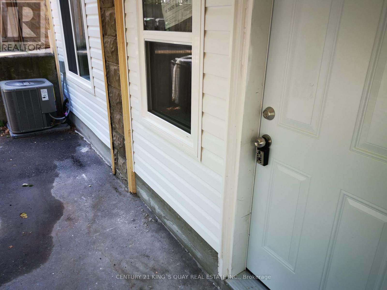 Bsmt - 1763 Bayview Avenue, Toronto, Ontario  M4G 3C5 - Photo 11 - C13069954