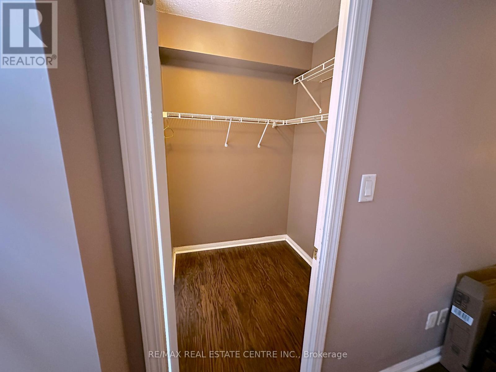 1214 - 5 Everson Drive, Toronto, Ontario  M2N 7C3 - Photo 13 - C13069982