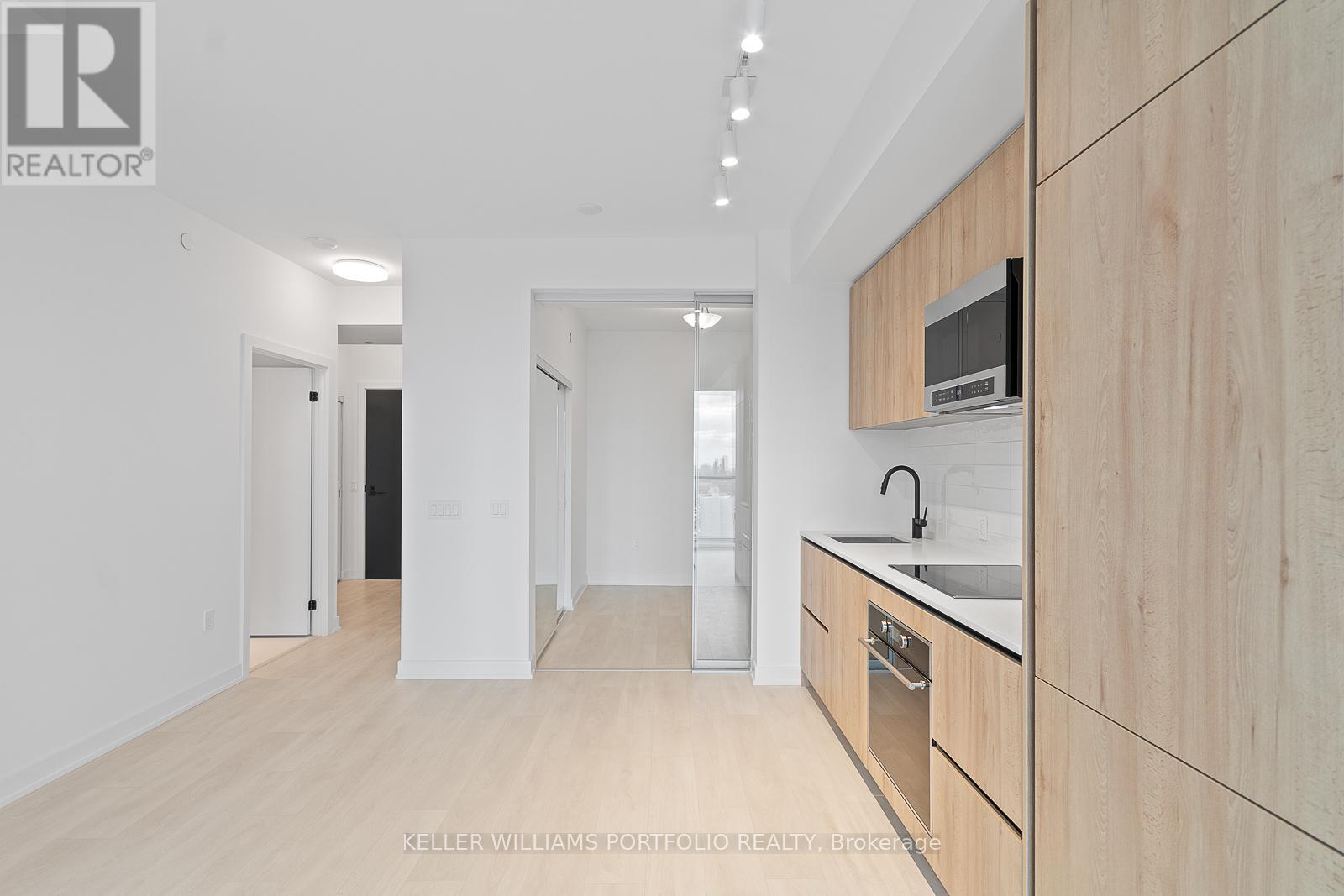 2201 - 127 Broadway Avenue, Toronto, Ontario  M4P 1V4 - Photo 16 - C13070008
