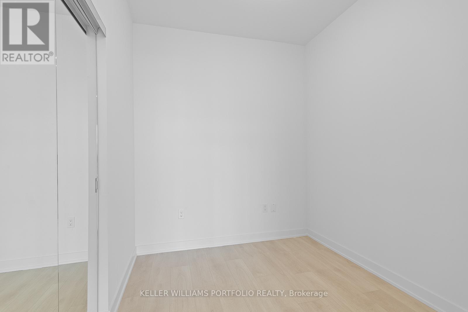 2201 - 127 Broadway Avenue, Toronto, Ontario  M4P 1V4 - Photo 17 - C13070008