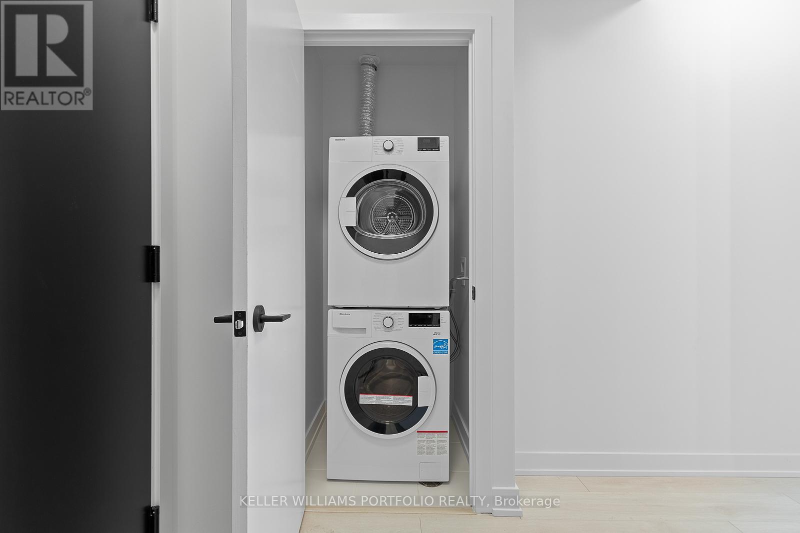 2201 - 127 Broadway Avenue, Toronto, Ontario  M4P 1V4 - Photo 26 - C13070008