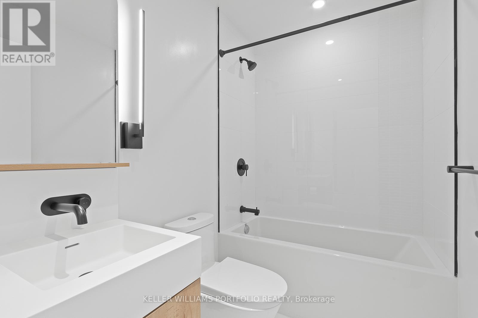 2201 - 127 Broadway Avenue, Toronto, Ontario  M4P 1V4 - Photo 5 - C13070008