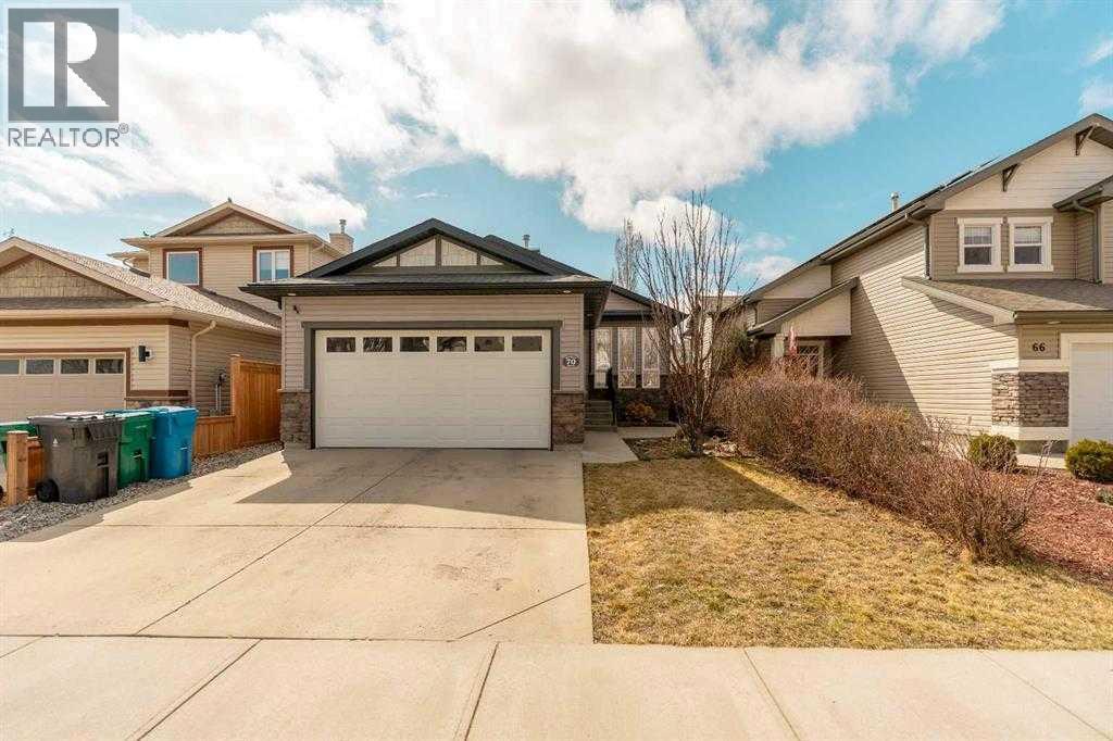 70 Coalbanks Gate  W, Lethbridge, Alberta  T1J 2A1 - Photo 2 - A2294790