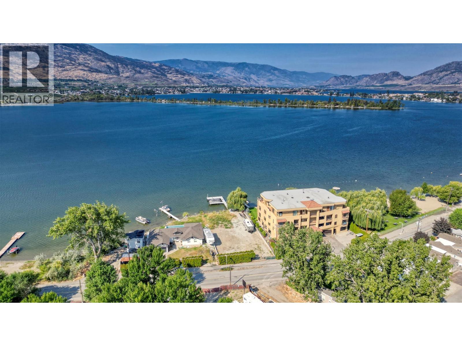 2414 Lakeshore Drive, Osoyoos, British Columbia  V0H 1V6 - Photo 10 - 10363954