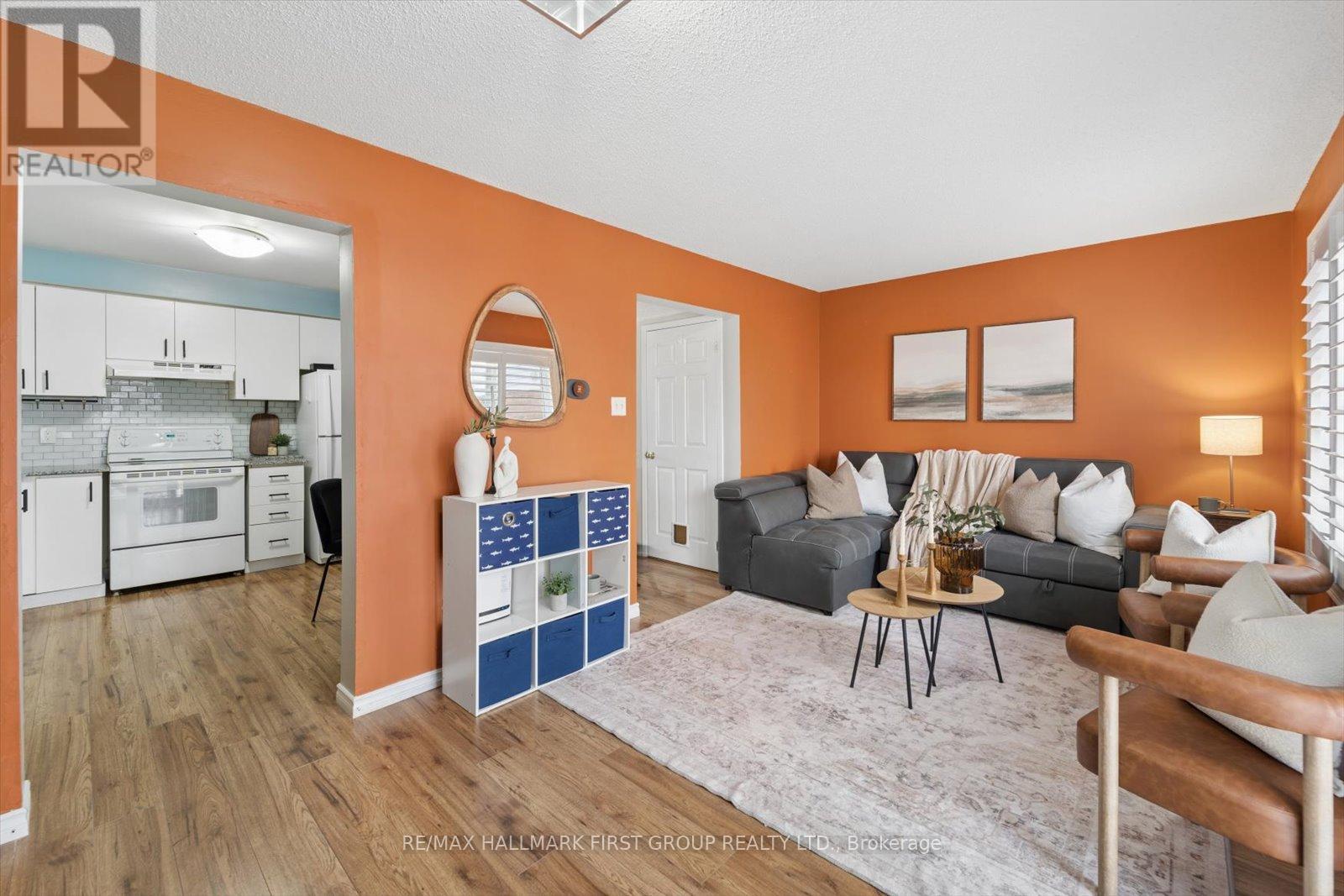 95 Vail Meadows Crescent, Clarington, Ontario  L1C 4T3 - Photo 5 - E13069710