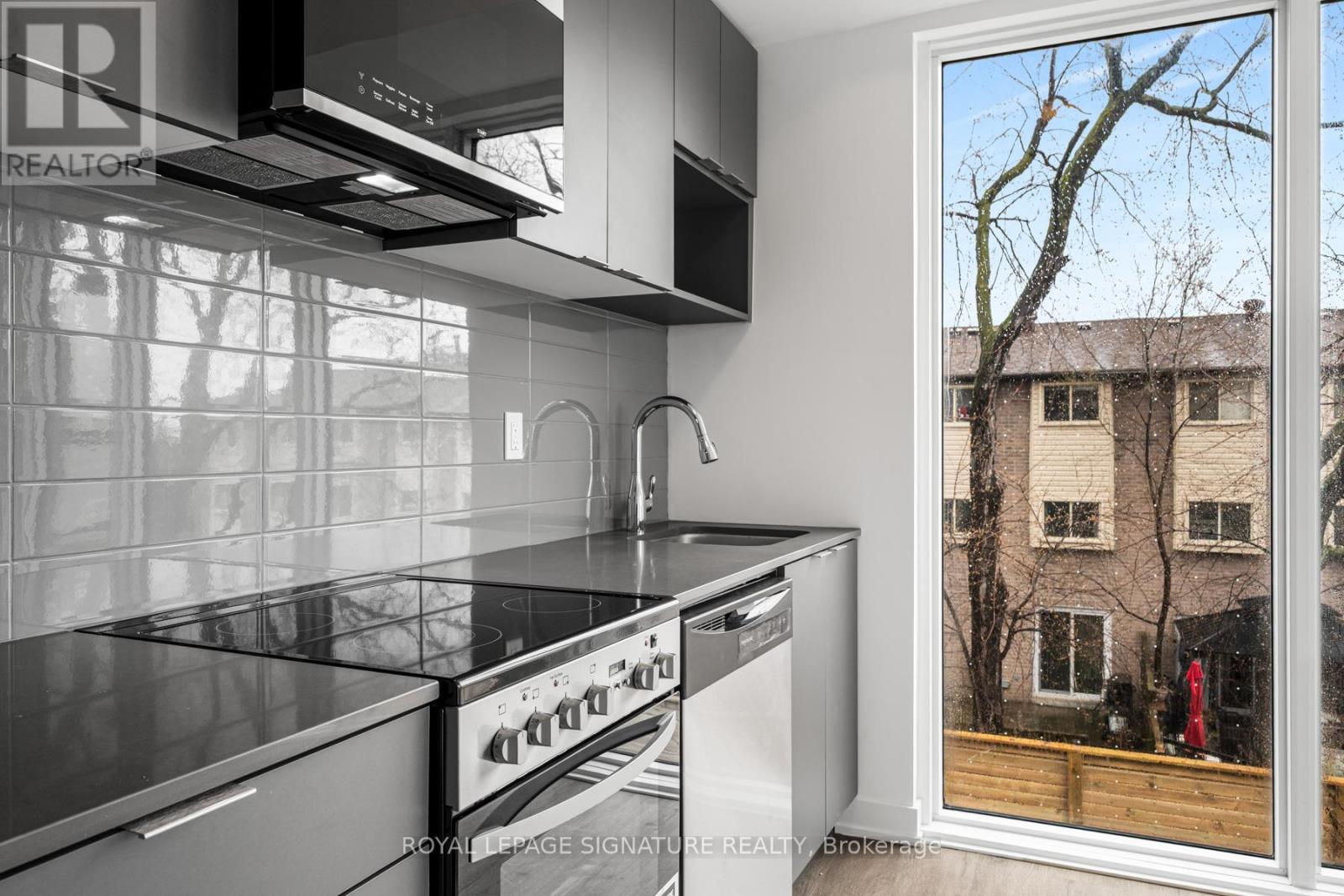 211 - 4569 Kingston Road, Toronto, Ontario  M1E 3S4 - Photo 4 - E13069914