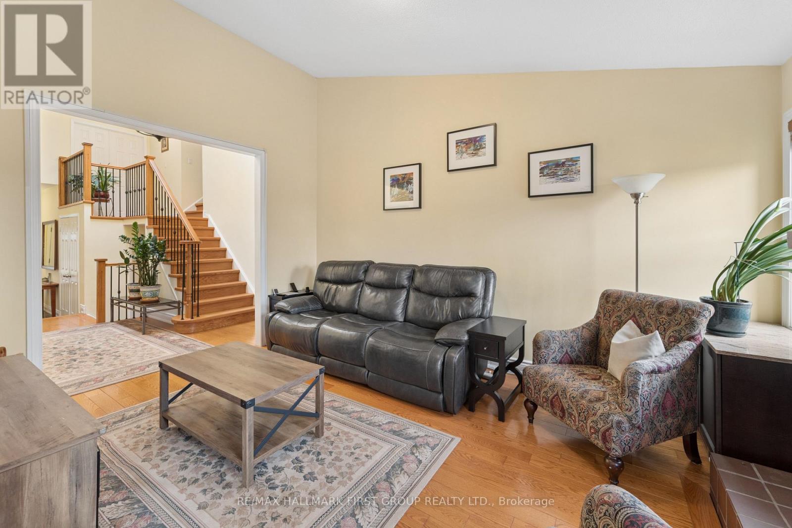 1592 Heathside Crescent, Pickering, Ontario  L1V 5W9 - Photo 5 - E13069996