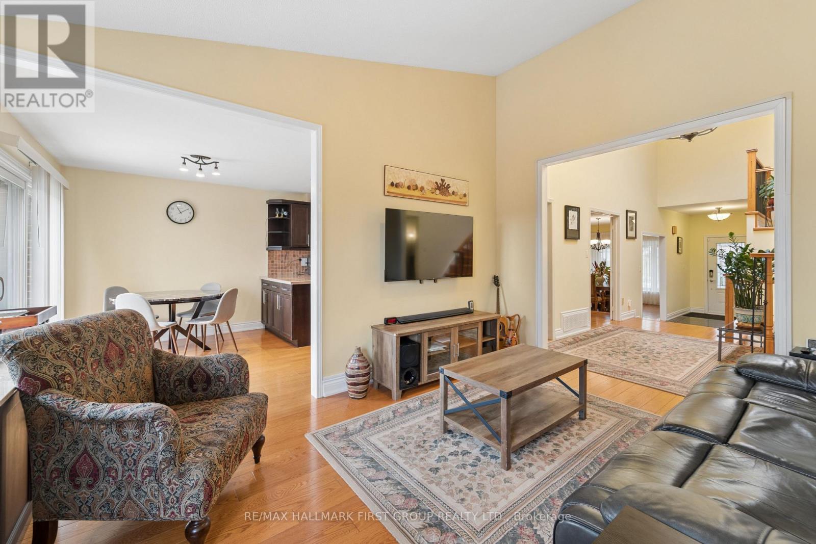 1592 Heathside Crescent, Pickering, Ontario  L1V 5W9 - Photo 8 - E13069996