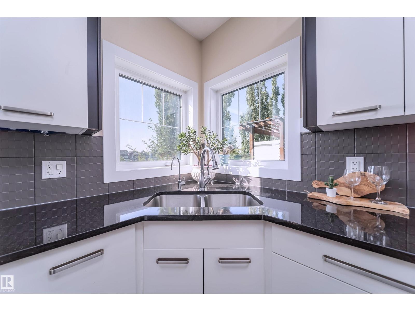 8967 24 Av Sw, Edmonton, Alberta  T6X 1A6 - Photo 21 - E4485204