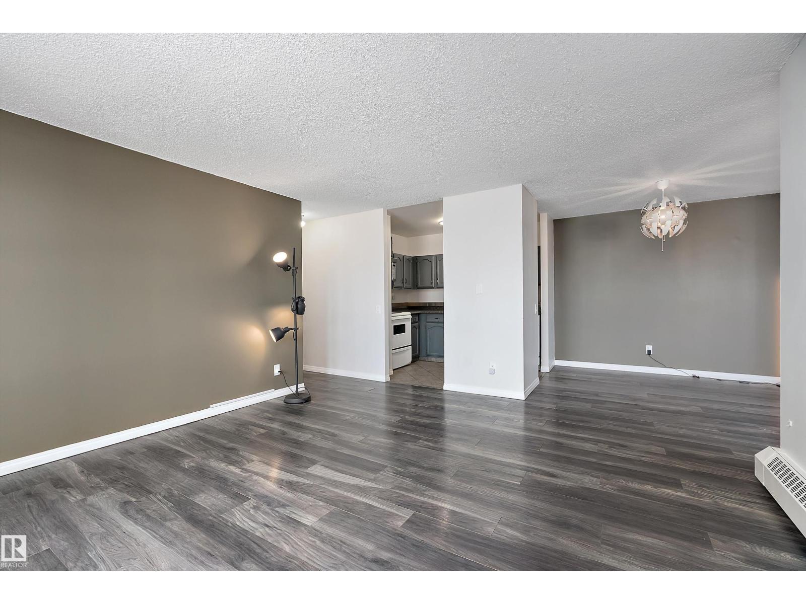 #901 10145 109 St Nw, Edmonton, Alberta  T5J 3M5 - Photo 9 - E4485208