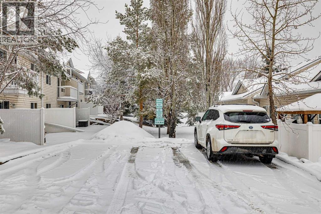 53 Somervale Point SW, Calgary, Alberta  T2Y 3K4 - Photo 31 - A2298636