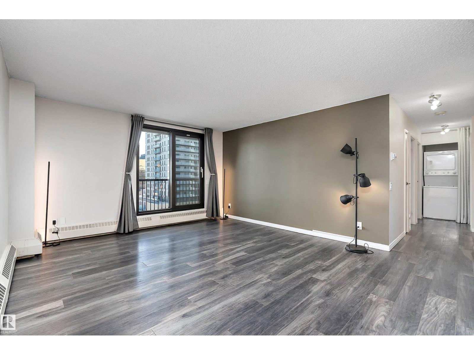 #901 10145 109 St Nw, Edmonton, Alberta  T5J 3M5 - Photo 8 - E4485208
